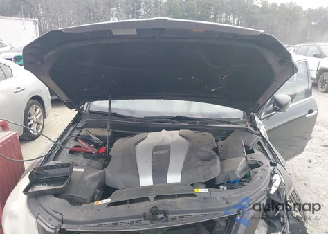 2013 Hyundai Genesis 3.8 z USA, uszkodzony, nr VIN KMHGC4DD8DU246508